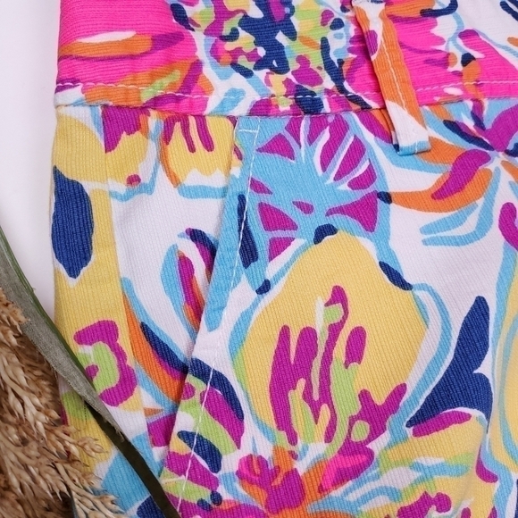 Lilly Pulitzer The Callahan Pink Yellow White Floral Cotton Shorts Size 0 - Picture 9 of 11